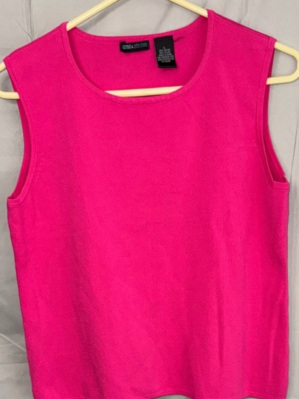 Pink Crewneck Sleeveless Tank